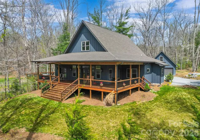 Photo 2 of Single family home for sale at 628 Brush Crk Rd, Fairview, NC 28730 | MLS# 4367242 | Listing updated on 2026-10-07