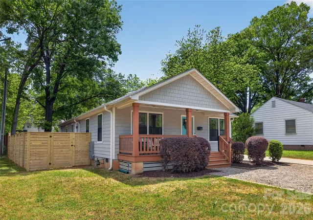 2nd image of 822 Matheson Ave, Charlotte, NC 28205 | MLS# 4367246