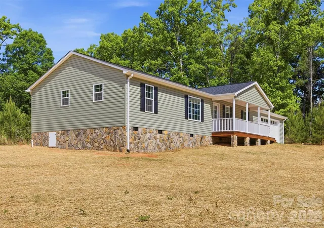 4th image of 4915 S T Clark Rd, Morganton, NC 28655 | MLS# 4367248