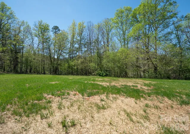 Homes for sale in Old Fort, NC | 140 Peaceful Hill Dr, Old Fort, NC 28762 | MLS# 4367309