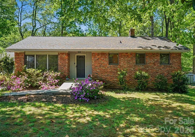 Photo 3 of Single family home for sale at 804 Phillips St, Shelby, NC 28150 | MLS# 4367322 | Listing updated on 2026-09-11