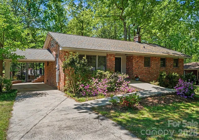 Photo 4 of Single family home for sale at 804 Phillips St, Shelby, NC 28150 | MLS# 4367322 | Listing updated on 2026-09-24