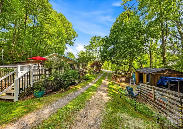 Photo 1 of Single family home for sale at 103 Old US 19 23 Hwy, Candler, NC 28715 | MLS# 4367425 | Listing updated on 2026-10-04