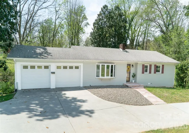 1st image of 414 Patton St, Morganton, NC 28655 | MLS# 4367437