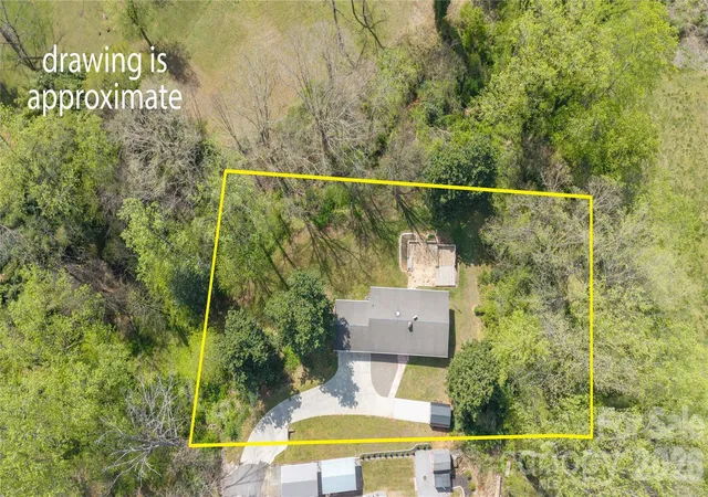 3rd image of 414 Patton St, Morganton, NC 28655 | MLS# 4367437