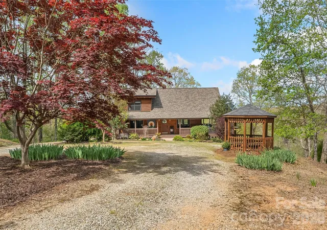 Photo 3 of Single family home for sale at 295 Outback Trl #29, Nebo, NC 28761 | MLS# 4367465 | Listing updated on 2026-06-08