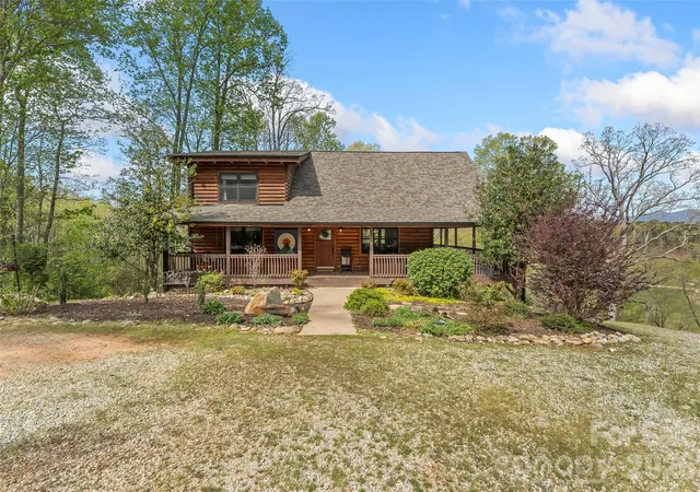Photo 4 of Single family home for sale at 295 Outback Trl #29, Nebo, NC 28761 | MLS# 4367465 | Listing updated on 2026-06-08