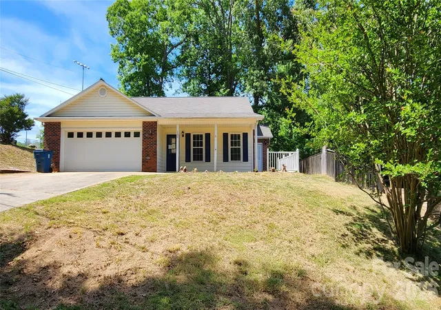 1st image of 200 Park Pl, Morganton, NC 28655 | MLS# 4367466