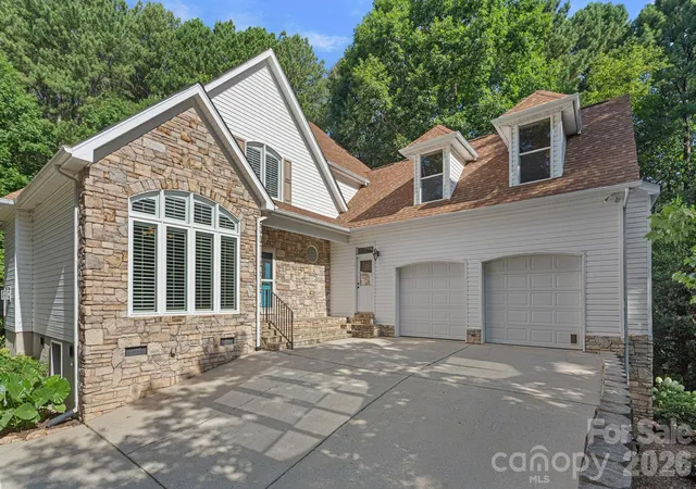 Photo 1 of Single family home for sale at 3889 Granite St, Terrell, NC 28682 | MLS# 4367523 | Listing updated on 2026-09-01