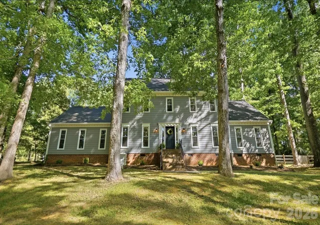 1st image of 11103 Idlewild Rd, Matthews, NC 28105 | MLS# 4367524
