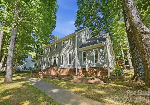 4th image of 11103 Idlewild Rd, Matthews, NC 28105 | MLS# 4367524
