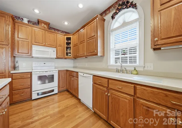 4th image of 416 Huntington Woods St N, Lenoir, NC 28645 | MLS# 4367536