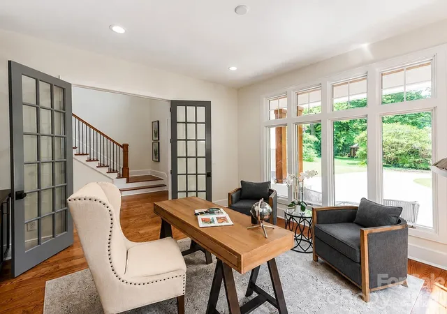 Photo 3 of Mansion for sale at 3032 Northampton Dr, Charlotte, NC 28210 | MLS# 4367556 | Listing updated on 2026-10-15