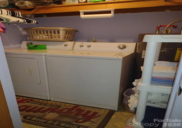 Listing Photo 2 - Condo for sale in building located at 500 Steel Brg Loop, Hickory, NC 28601