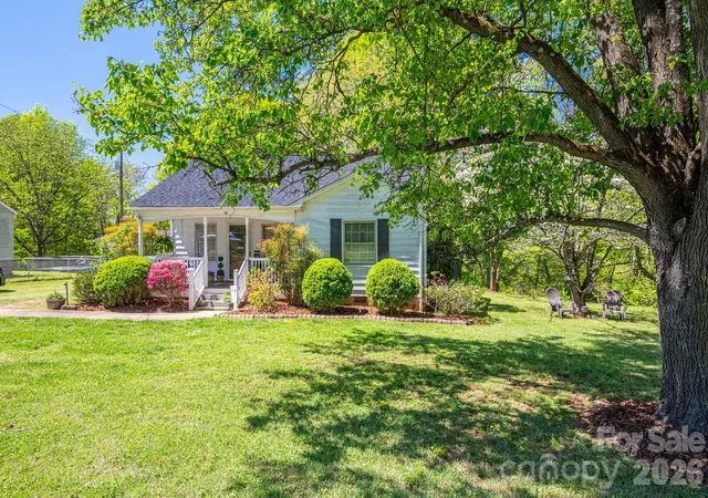Homes for sale in Shelby, NC | 515 Polkville Rd, Shelby, NC 28150 | MLS# 4367669