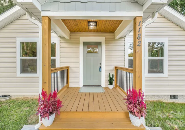 5th image of 1182 Crabtree Rd, Waynesville, NC 28785 | MLS# 4367694