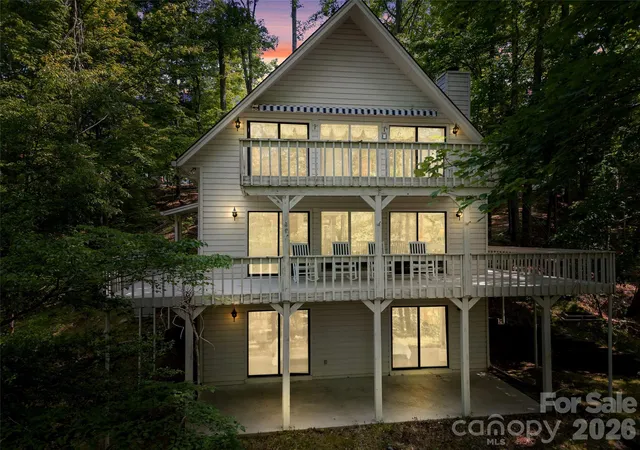 Homes for sale in Saluda, NC | 43 Hungryneck Hollow Ln, Saluda, NC 28773 | MLS# 4367742
