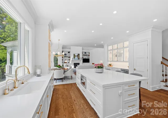 3rd image of 11110 Mcclure Manor Dr, Charlotte, NC 28277 | MLS# 4367790