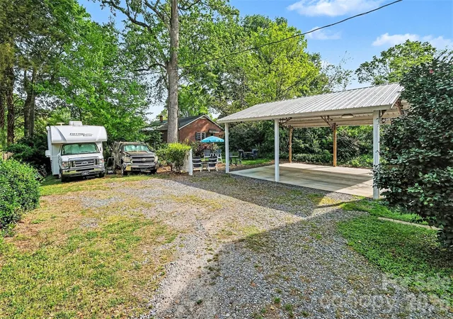 29th image of 720 W Sumter St, Shelby, NC 28150 | MLS# 4367806