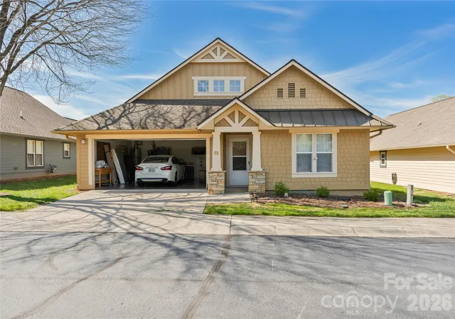 2nd image of 47 Barn Owl Wy, Hendersonville, NC 28792 | MLS# 4367835