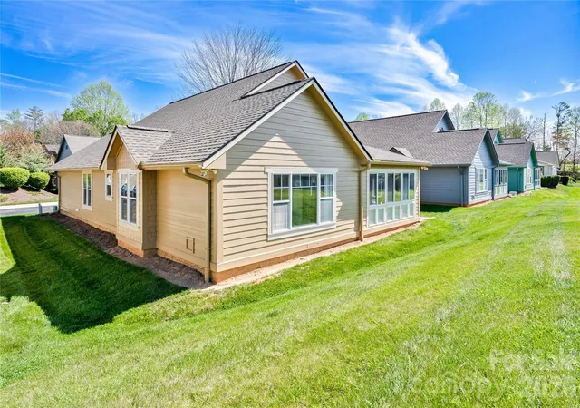 25th image of 47 Barn Owl Wy, Hendersonville, NC 28792 | MLS# 4367835