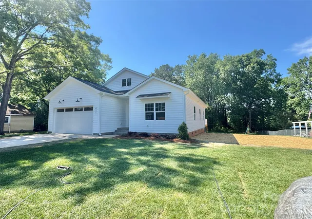 Photo 1 of Single family home for sale at 417 W Westview St, Gastonia, NC 28052 | MLS# 4367886 | Listing updated on 2026-10-06