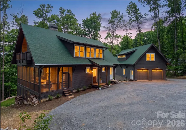 Homes for sale in Swannanoa, NC | 51 Summit Rd, Swannanoa, NC 28778 | MLS# 4367888