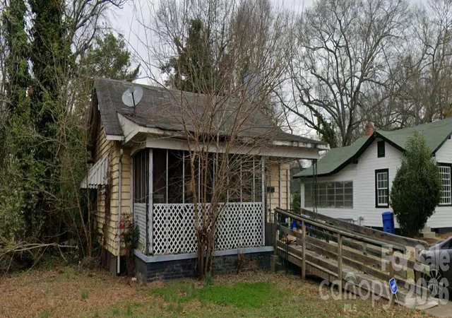 Photo 3 of Single family home for sale at 7 Bolt Dr, Shelby, NC 28150 | MLS# 4367889 | Listing updated on 2026-05-13