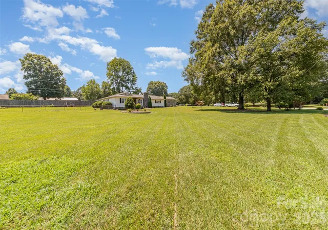 Homes for sale in Denver, NC | 7430 Forney Hill Rd, Denver, NC 28037 | MLS# 4367894