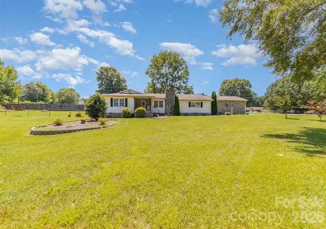 Homes for sale in Denver, NC | 7430 Forney Hill Rd, Denver, NC 28037 | MLS# 4367894