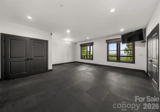 47th image of 41 Ben Lippen School Rd, Asheville, NC 28806 | MLS# 4367928