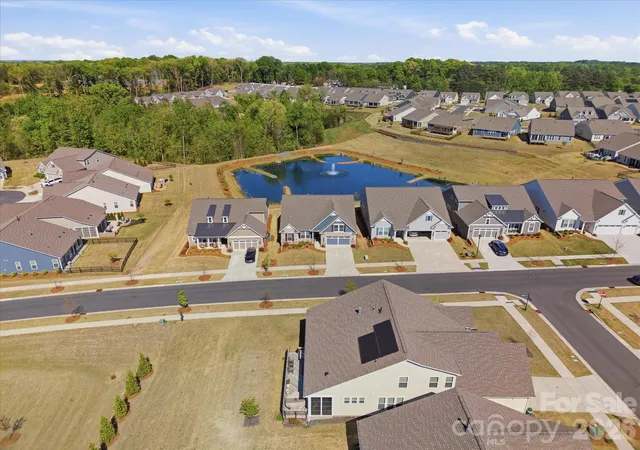 Photo 2 of Single family home for sale at 7117 Jolly Brk Dr, Charlotte, NC 28215 | MLS# 4368124 | Listing updated on 2026-10-01