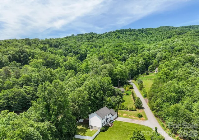 4th image of 15 Kylie Grace Ln, Candler, NC 28715 | MLS# 4368164