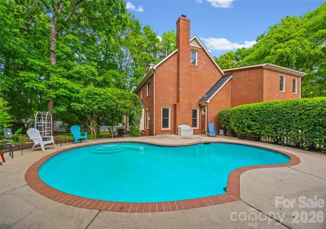 Photo 2 of Single family home for sale at 1596 Old Tara Ln, Fort Mill, SC 29708 | MLS# 4368167 | Listing updated on 2026-10-07