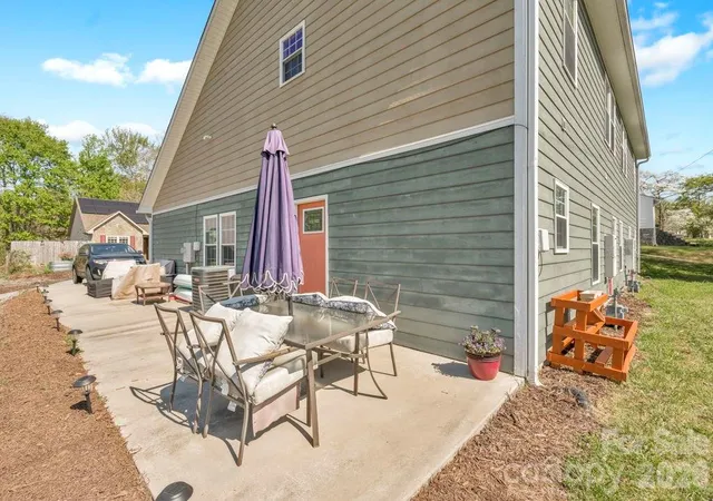 Photo 2 of Townhouse for sale at 24 Merideth Dr #A, Marion, NC 28752 | MLS# 4368185 | Listing updated on 2026-08-17