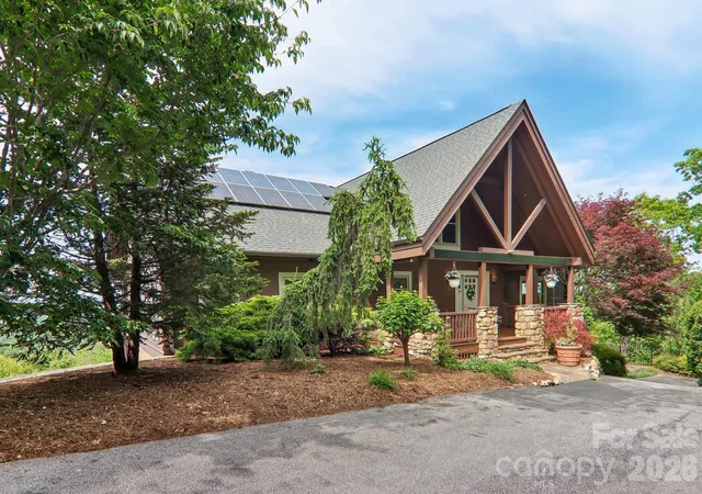Homes for sale in Saluda, NC | 1072 Corsica Ln, Saluda, NC 28773 | MLS# 4368192