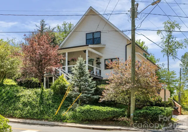 1st image of 46 Rumbough Pl, Asheville, NC 28806 | MLS# 4368330