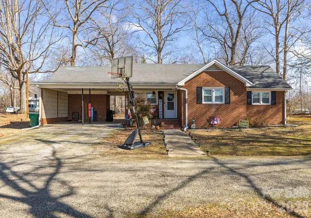 1st image of 5513 Nc Hwy 700 Hwy, Eden, NC 27288 | MLS# 4368338