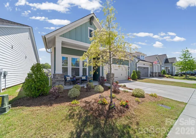 Photo 2 of Single family home for sale at 1133 Idyllic Ln, Waxhaw, NC 28173 | MLS# 4368348 | Listing updated on 2026-09-23