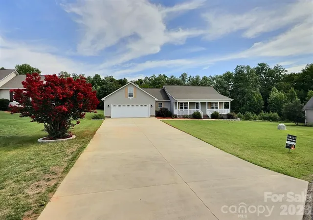 Photo 2 of Single family home for sale at 4425 Frank Dellinger Ln #8, Maiden, NC 28650 | MLS# 4368367 | Listing updated on 2026-08-25