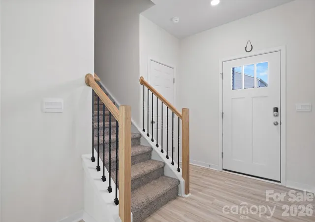 Photo 2 of Single family home for sale at 534 13th Avenue Dr Ne, Hickory, NC 28601 | MLS# 4368370 | Listing updated on 2026-09-21