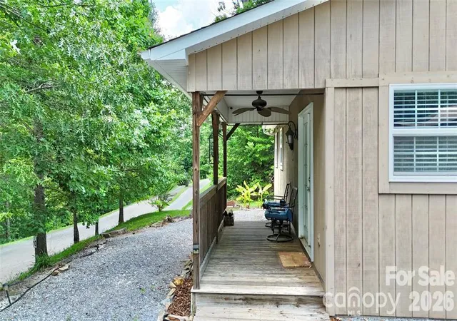 Photo 2 of Single family home for sale at 37 Coyote Dr, Marion, NC 28752 | MLS# 4368436 | Listing updated on 2026-04-11