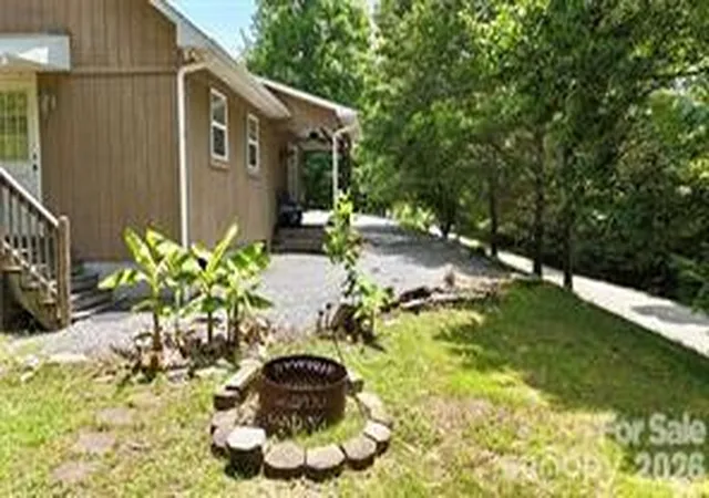 Photo 26 of Single family home for sale at 37 Coyote Dr, Marion, NC 28752 | MLS# 4368436 | Listing updated on 2026-04-11