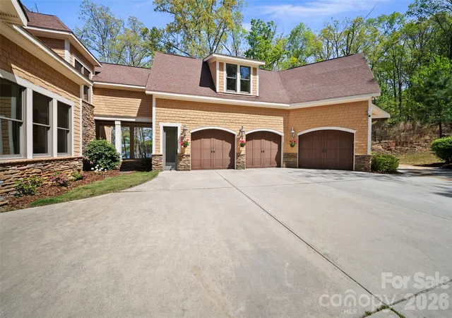 3rd image of 2312 Rocky Cove Ln, Denton, NC 27239 | MLS# 4368456