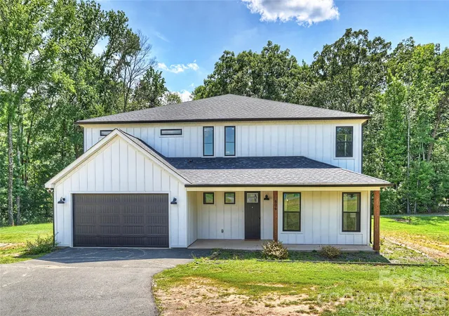 Homes for sale in Locust, NC | 606 Elm St, Locust, NC 28097 | MLS# 4368549