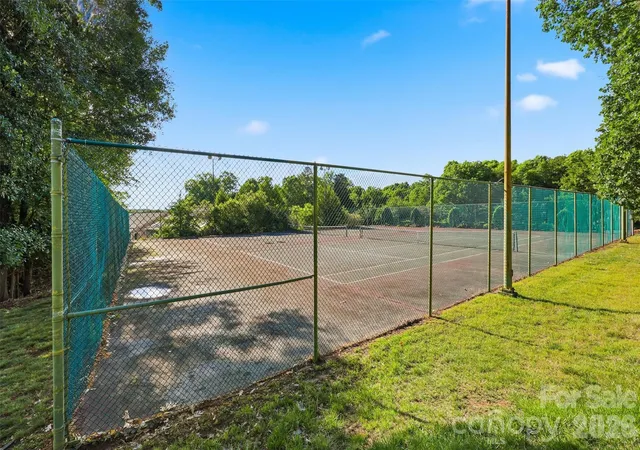 2nd image of 14614 Waterside Dr, Charlotte, NC 28278