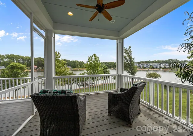 Photo 1 of Single family home for sale at 122 Sisters Cvs Ct, Mooresville, NC 28117 | MLS# 4368583 | Listing updated on 2026-10-06