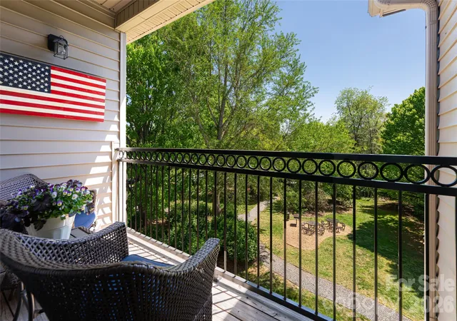 Homes for sale in Asheville, NC | 132 Appeldoorn Cir, Asheville, NC 28803