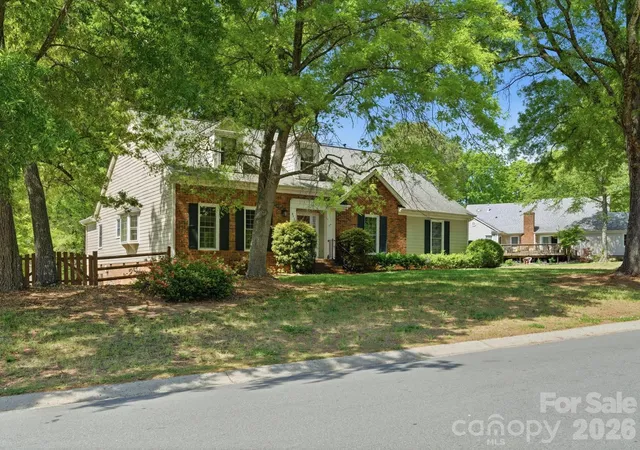 Homes for sale in Charlotte, NC | 9437 Fairmead Dr, Charlotte, NC 28269 | MLS# 4368697