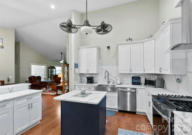 4th image of 20 Brookstone Pl, Candler, NC 28715 | MLS# 4368758